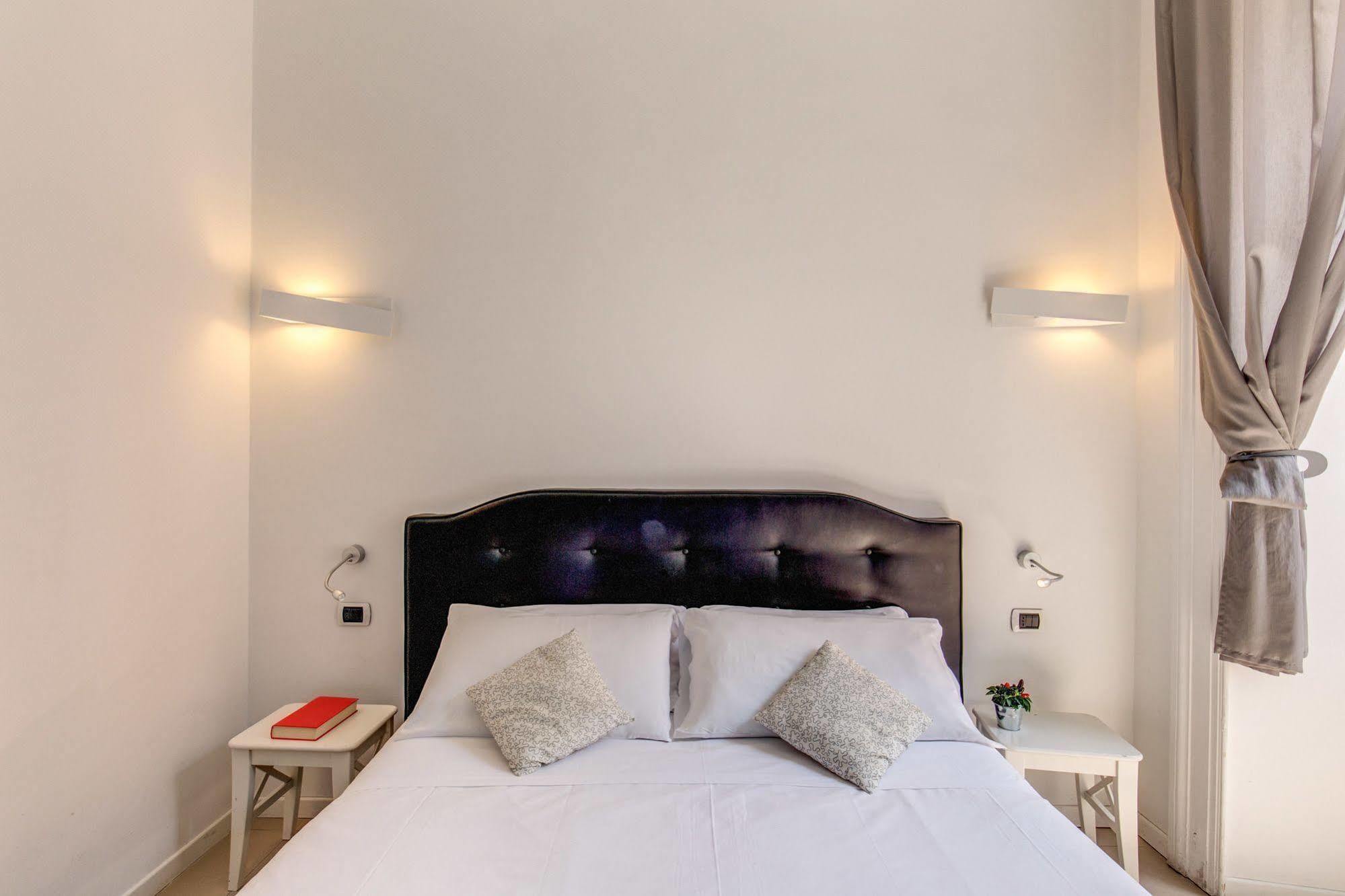 Ecce Roma Bed & Breakfast Exterior photo
